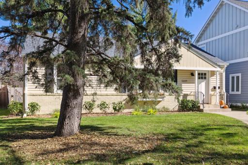 5609 Thomas Avenue S, Minneapolis, MN 55410