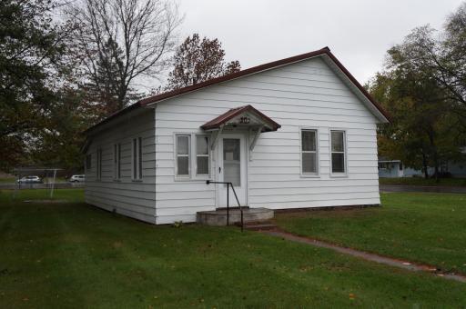 202 7th Street SW, Little Falls, MN 56345