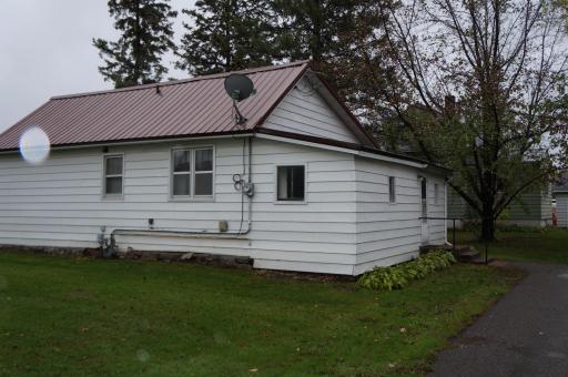 202 7th Street SW, Little Falls, MN 56345