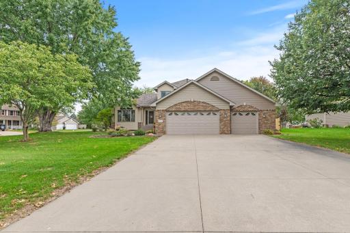 13991 Ilex Street NW, Andover, MN 55304