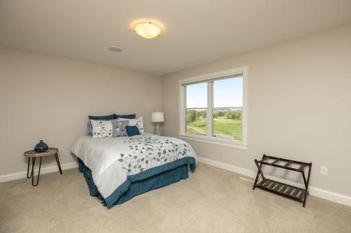 43-web-or-mls-59-Bedroom 3.jpg