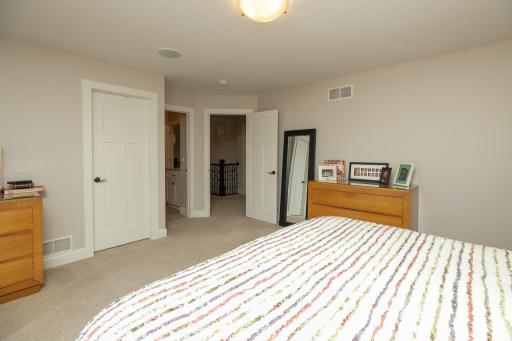 46-web-or-mls-62-Bedroom 4.jpg
