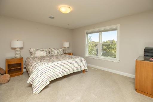 45-web-or-mls-61-Bedroom 4.jpg