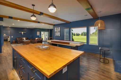 57-web-or-mls-72-Family Room.jpg