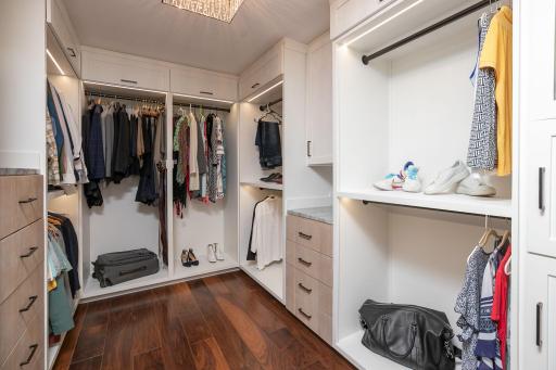 38-web-or-mls-54-Closet.jpg