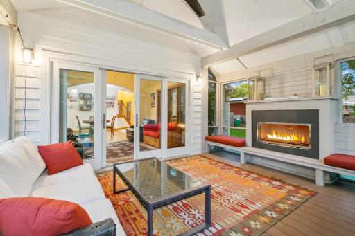 Sensational 3++ season porch. Architecturally designed and supervised the birth of this beautiful space
