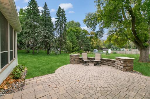 5708 Brook Drive, Edina, MN 55439