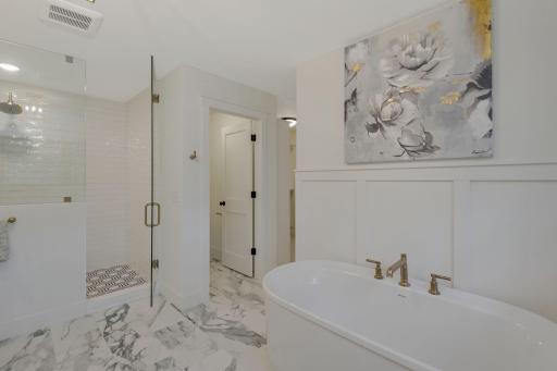 343 Park Street E, Wayzata, MN 55391
