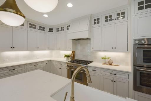 343 Park Street E, Wayzata, MN 55391