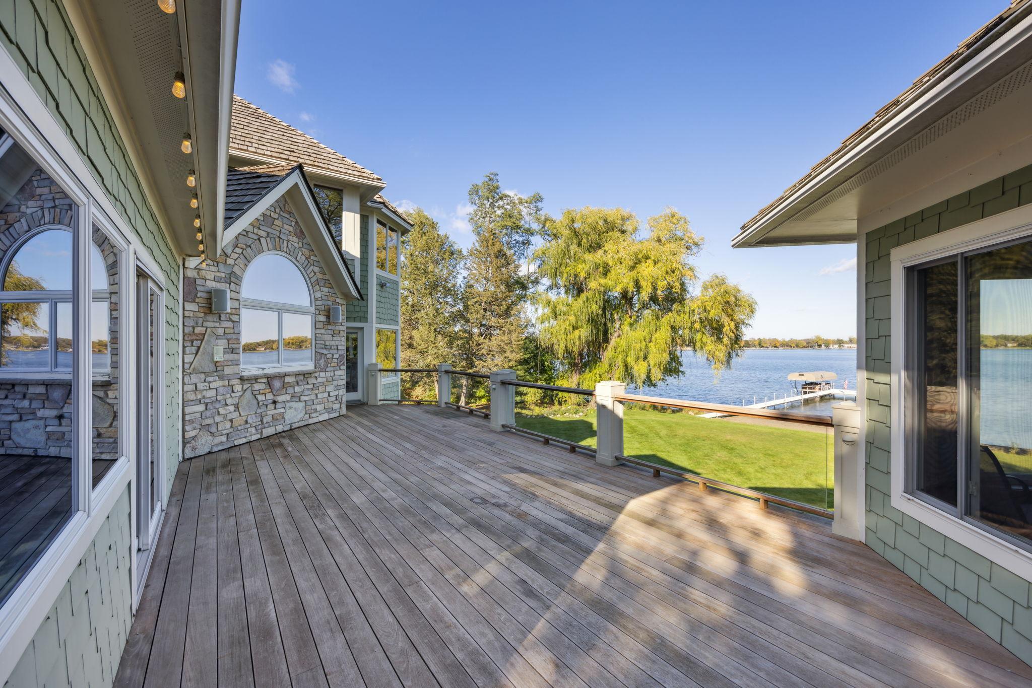 Deluxe Ironwood decking, is the gold standard for quality.