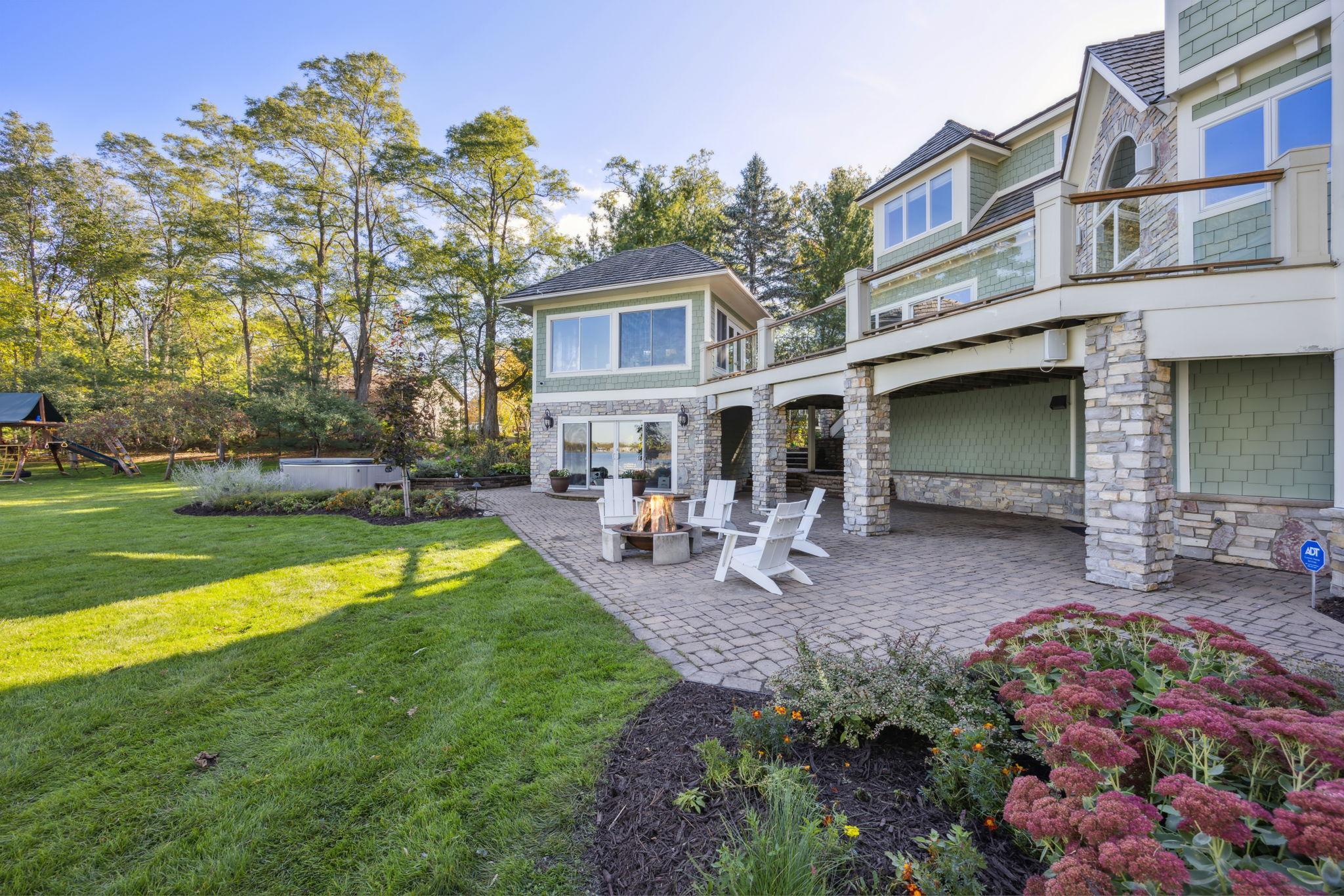 Paver Patio just off the walkout a perfect spot to enjoy the summer evenings.