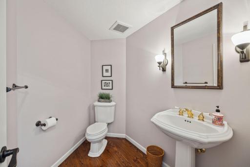 Main floor 1/2 bath.