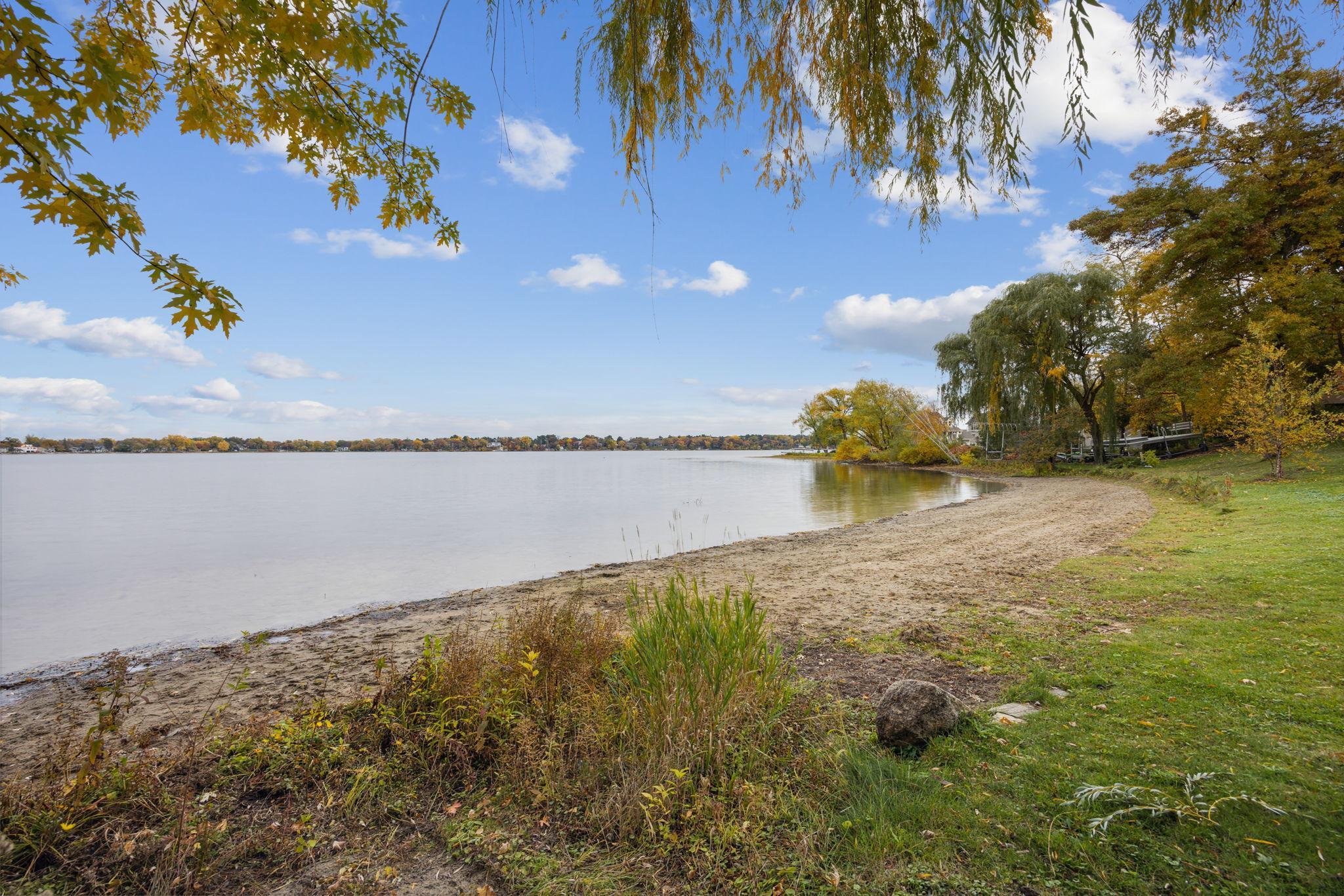 This long beach feels so private.