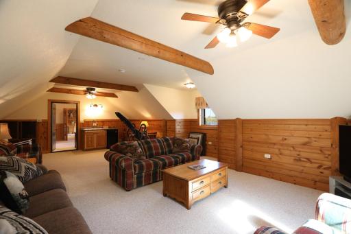 7486 Clearview Drive, Cook, MN 55723