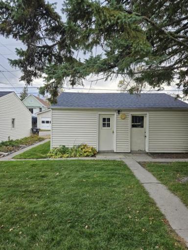 409 5th Street, International Falls, MN 56649