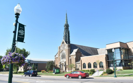 Rosemount has a great downtown area, including the beautiful Steeple Center, a great venue for events, parties, or special occasions. Just minutes from home!