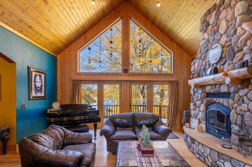 21693 MISHAWAKA RD, Grand Rapids, MN 55744