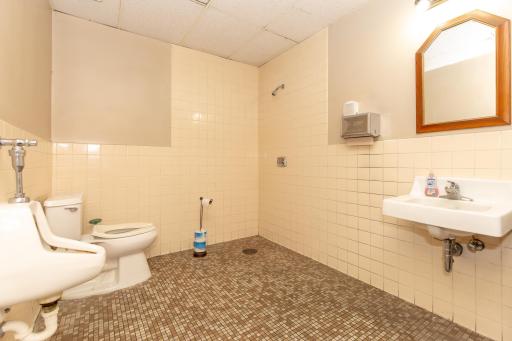 13340 Johnson Memorial Drive, Shakopee, MN 55379