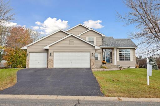 17540 Finesse Trail, Farmington, MN 55024