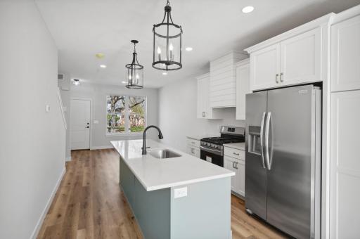 2320/2322/2324 Priscilla Street, Saint Paul, MN 55108