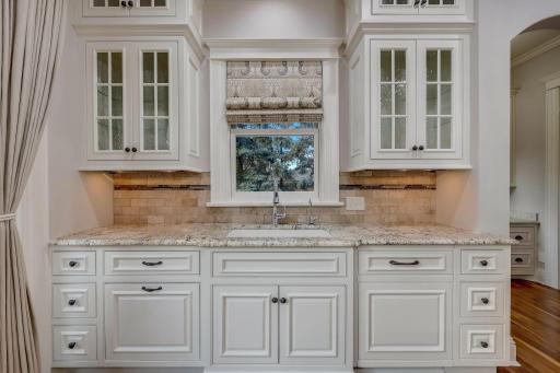 5500 Halifax Lane, Edina, MN 55424