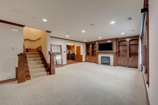 5500 Halifax Lane, Edina, MN 55424