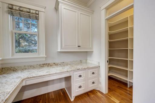 5500 Halifax Lane, Edina, MN 55424