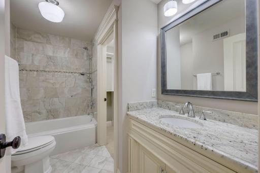 5500 Halifax Lane, Edina, MN 55424