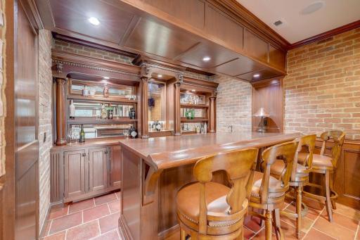 5500 Halifax Lane, Edina, MN 55424
