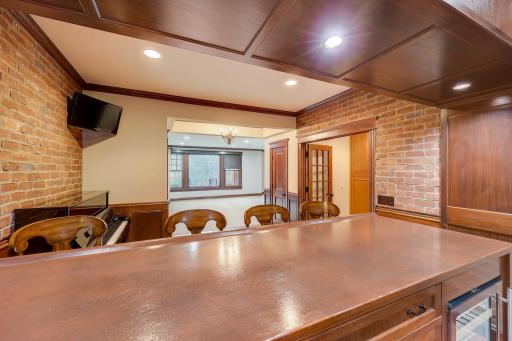 5500 Halifax Lane, Edina, MN 55424