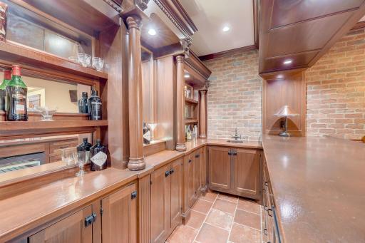 5500 Halifax Lane, Edina, MN 55424