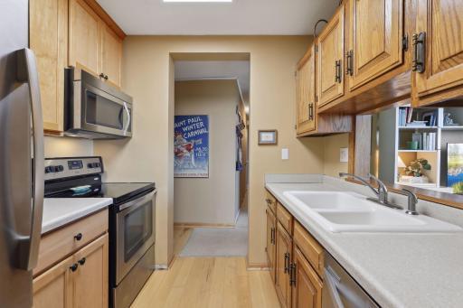 1181 Edgcumbe Road, 1205, Saint Paul, MN 55105