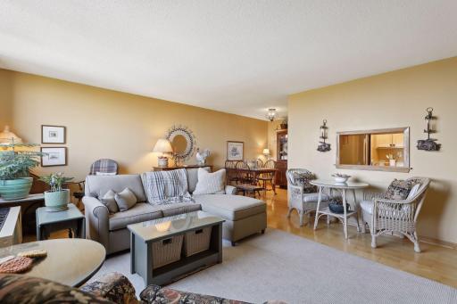 1181 Edgcumbe Road, 1205, Saint Paul, MN 55105