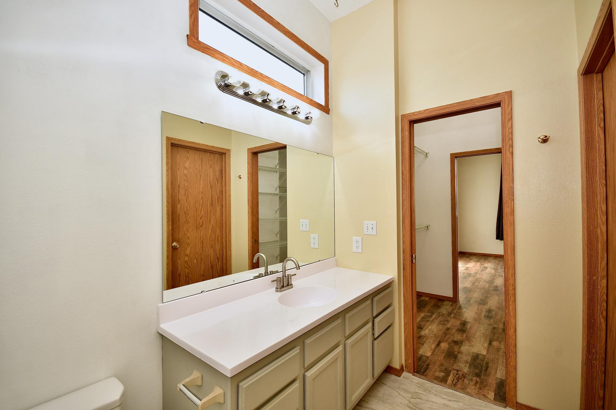 Main Bathroom - Upper