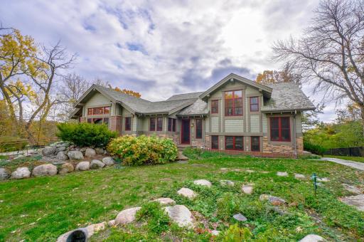 227 Cedar Drive W, Hudson, WI 54016