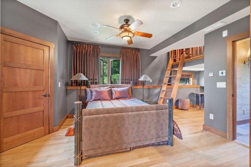 227 Cedar Drive W, Hudson, WI 54016