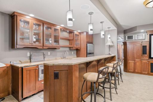 227 Cedar Drive W, Hudson, WI 54016