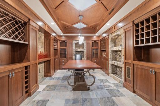 227 Cedar Drive W, Hudson, WI 54016