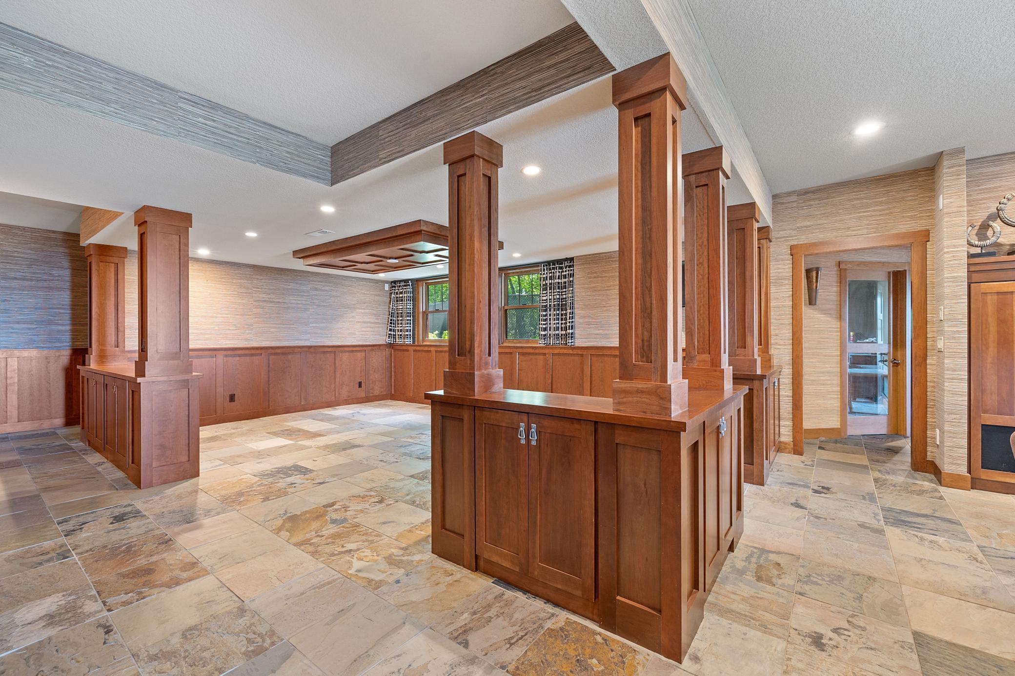 227 Cedar Dr (7).jpg