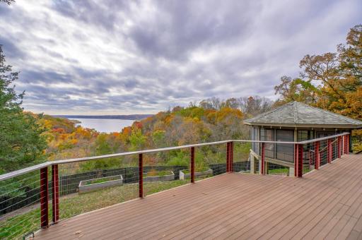 227 Cedar Drive W, Hudson, WI 54016