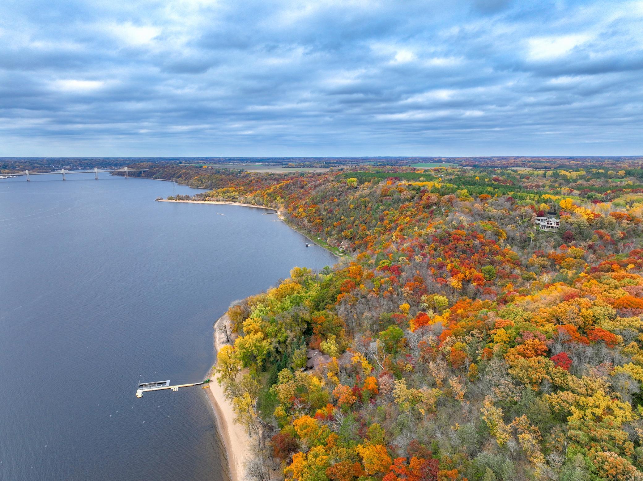 227 Cedar Dr W Fall-36.jpg