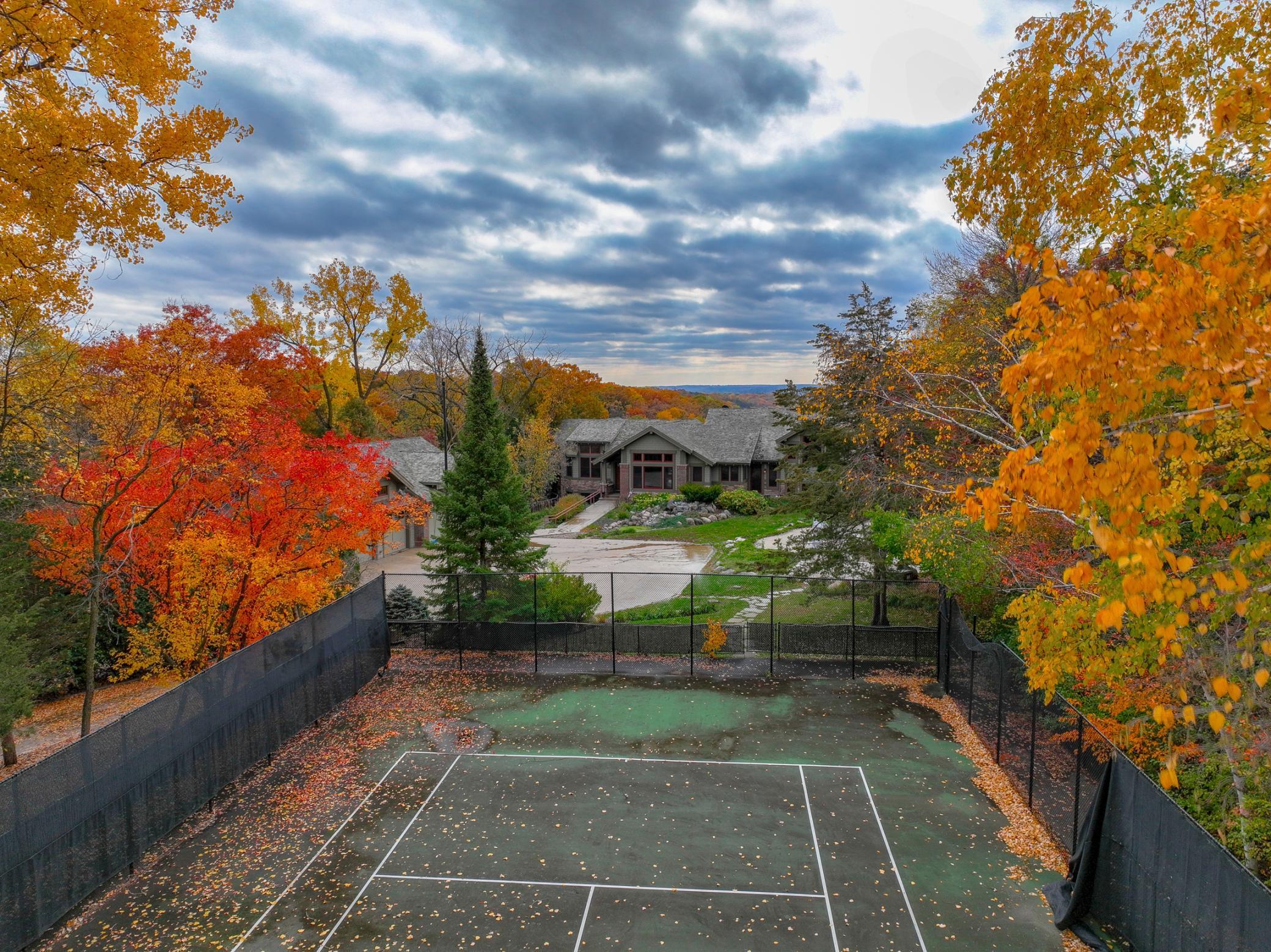 227 Cedar Dr W Fall-32.jpg