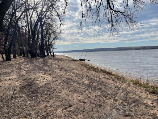 227 Cedar Drive W, Hudson, WI 54016