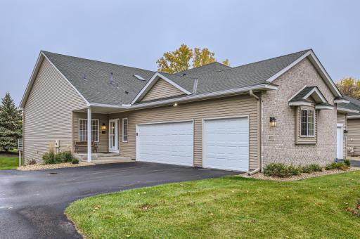 4033 93rd Avenue N, Brooklyn Park, MN 55443
