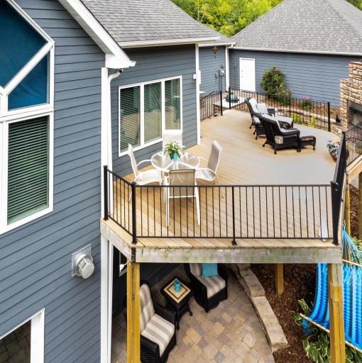 8521 Tigua Lane, Chanhassen, MN 55317