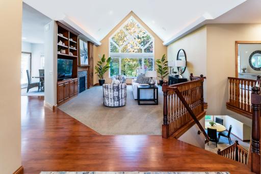 8521 Tigua Lane, Chanhassen, MN 55317