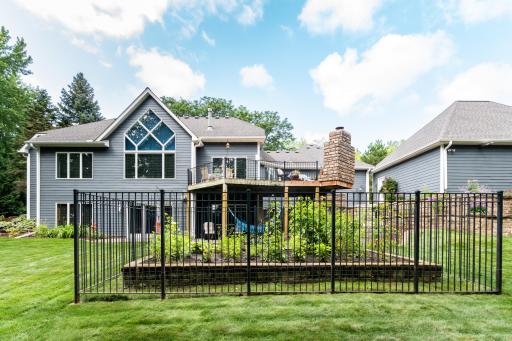 8521 Tigua Lane, Chanhassen, MN 55317