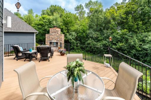 8521 Tigua Lane, Chanhassen, MN 55317