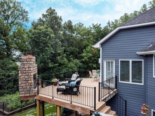 8521 Tigua Lane, Chanhassen, MN 55317