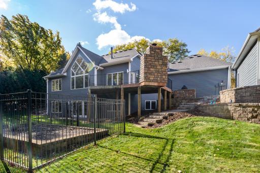 8521 Tigua Lane, Chanhassen, MN 55317